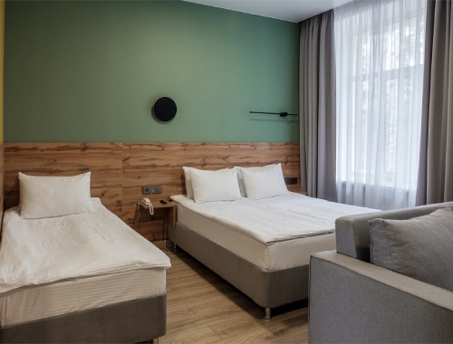 Стандарт семейный с диваном